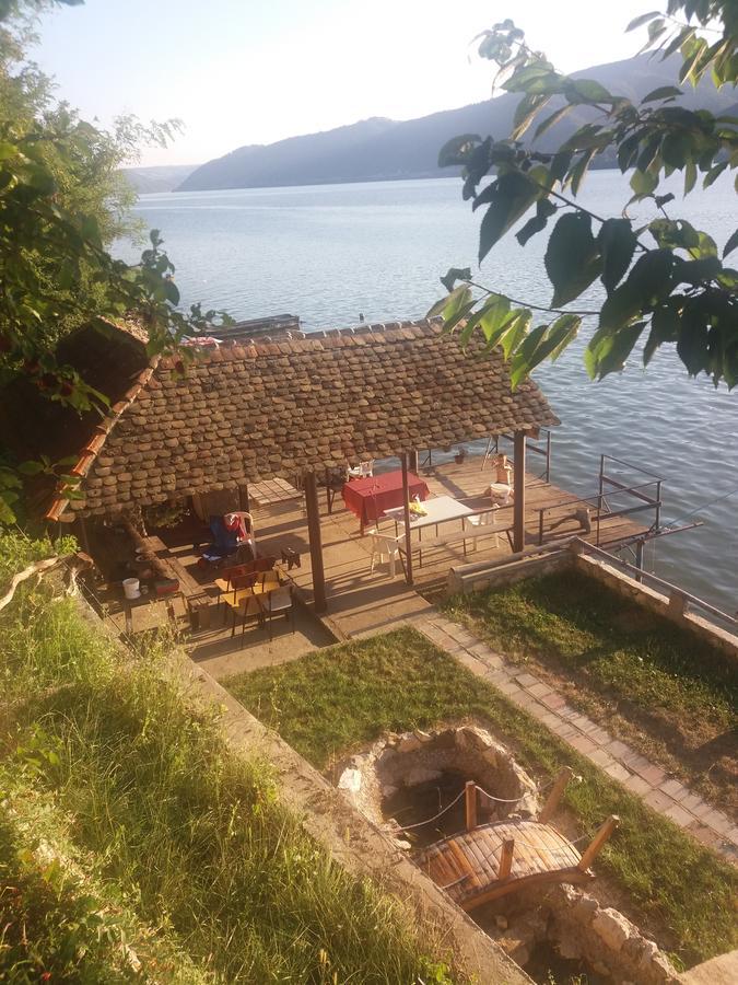 Chalet Ljubicine Kolibe Golubinje Ngoại thất bức ảnh